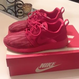 Nike rosheruns